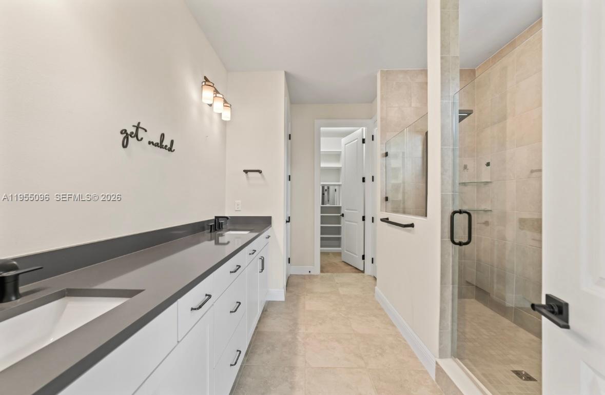 8123 NW 78th St Tamarac, FL 33321