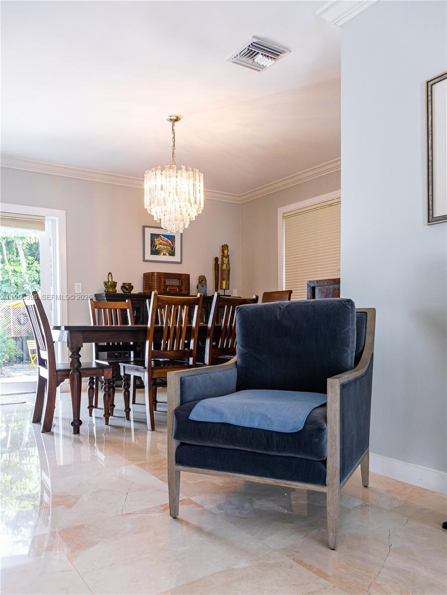 9117 Carlyle Ave Surfside, FL 33154