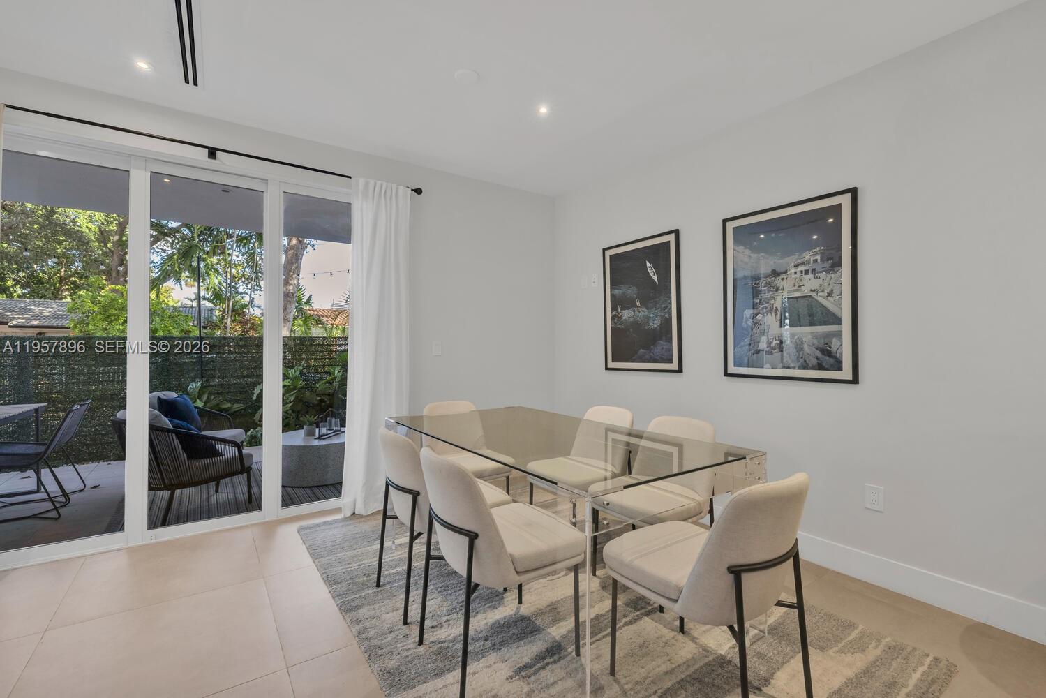 2851 SW 33rd Ct #2851 Miami, FL 33133