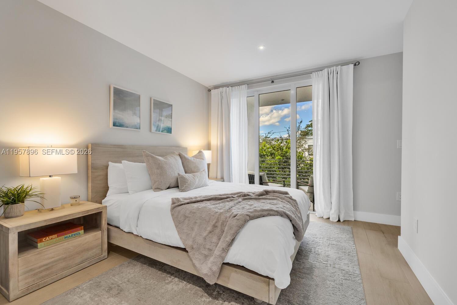 2851 SW 33rd Ct #2851 Miami, FL 33133