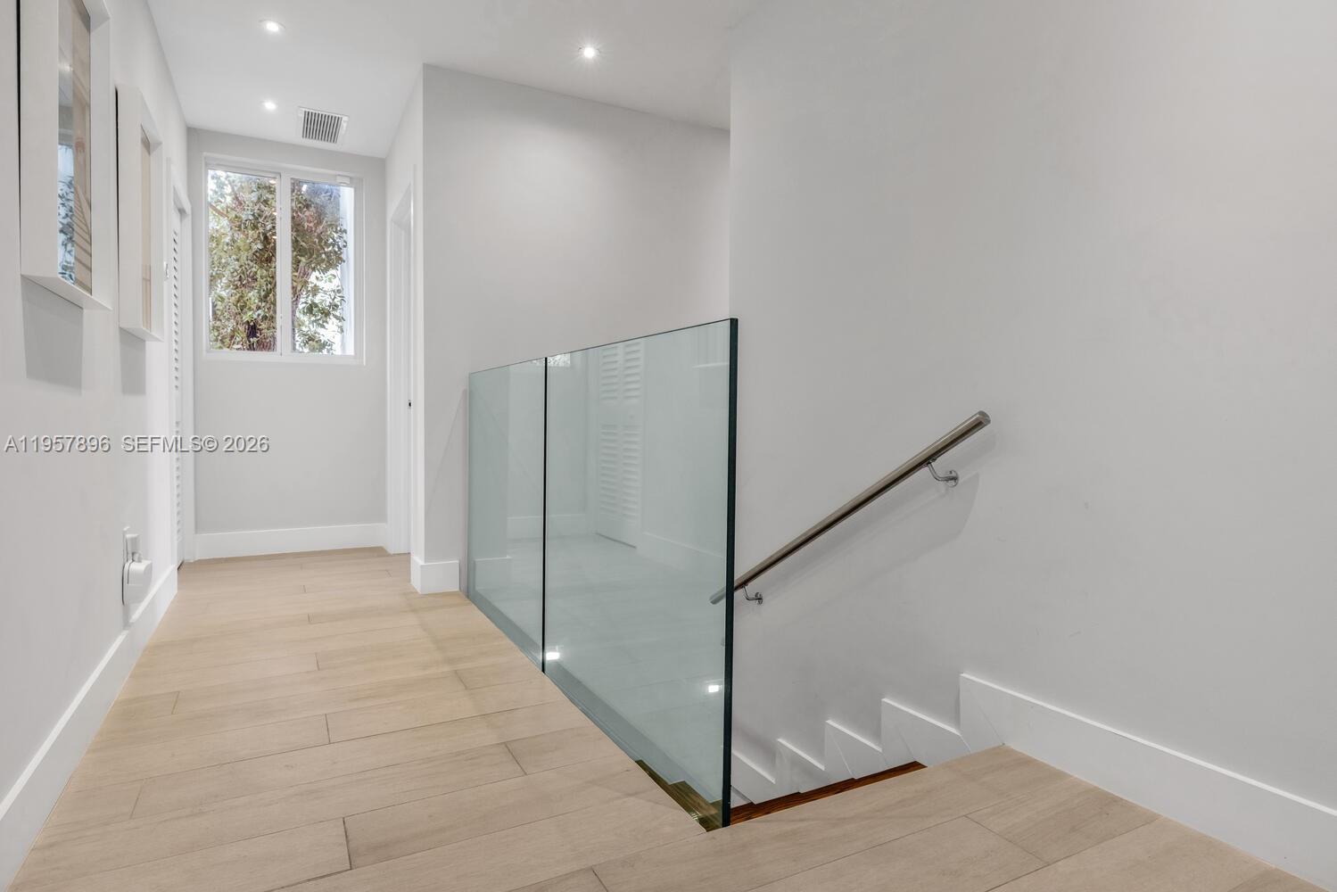 2851 SW 33rd Ct #2851 Miami, FL 33133