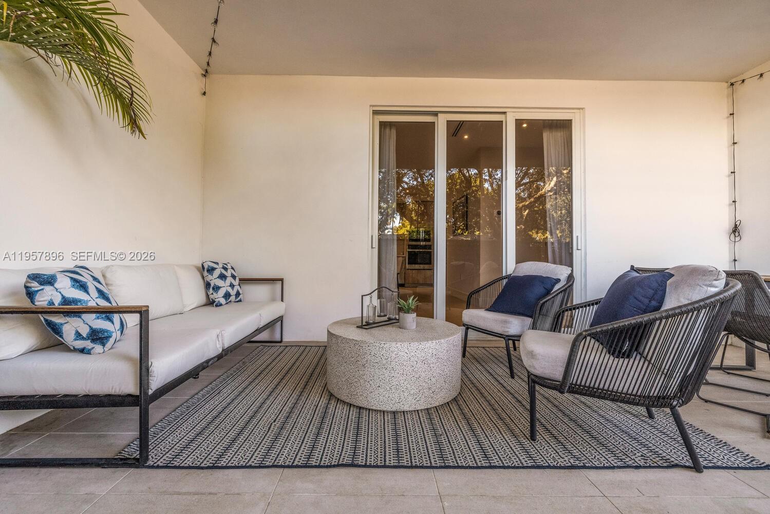 2851 SW 33rd Ct #2851 Miami, FL 33133