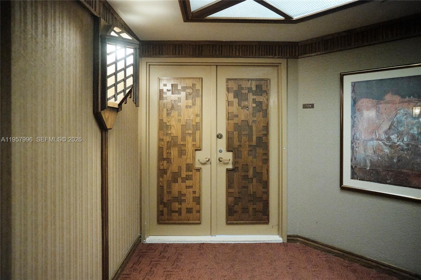 520 Brickell Key Dr #A1904