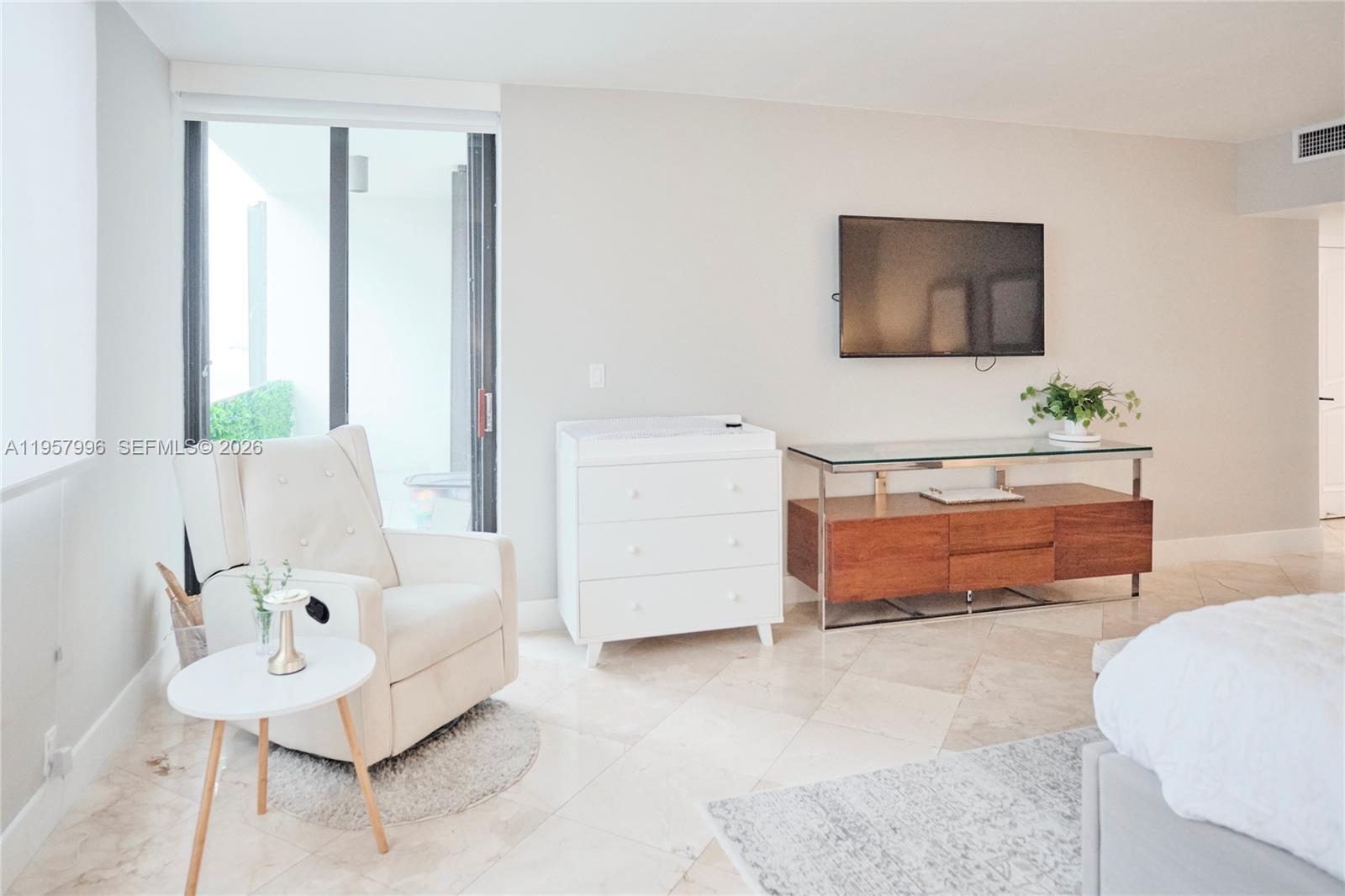 image Brickell Key One7