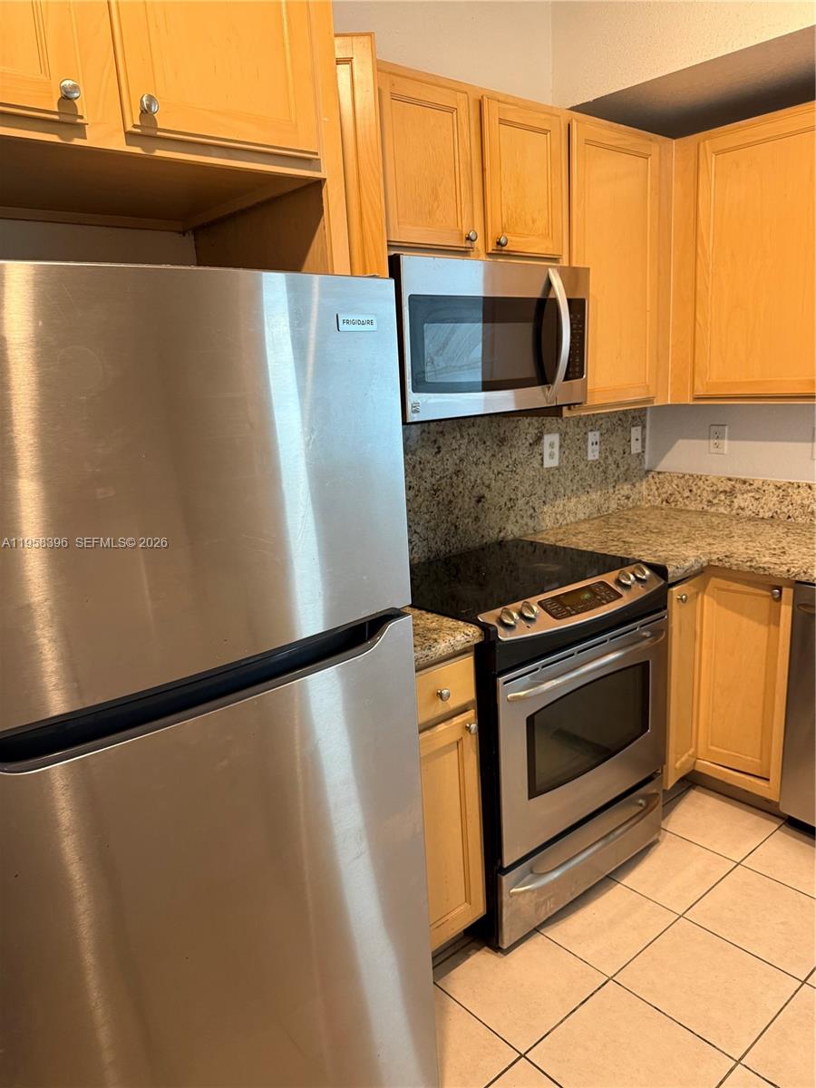 6001 SW 70th St #301 South Miami, FL 33143