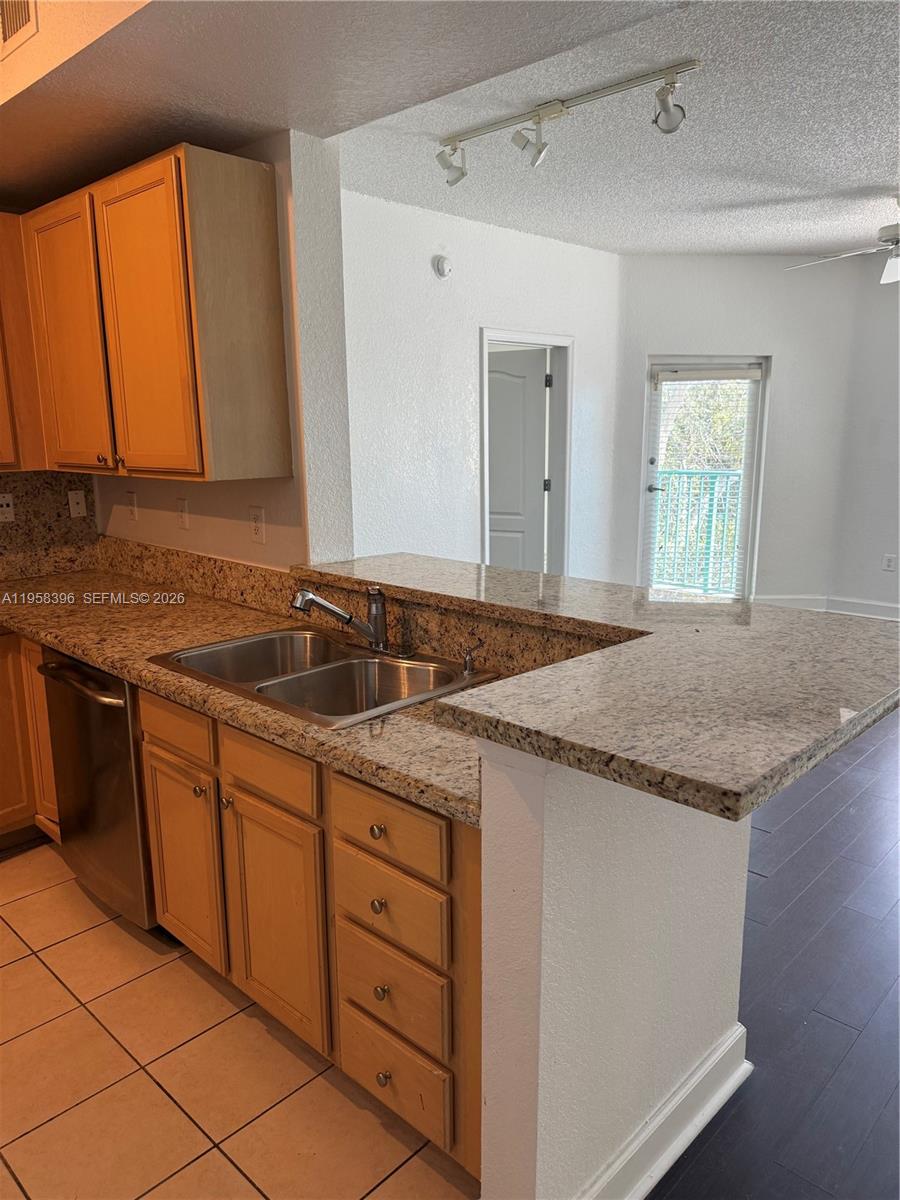 6001 SW 70th St #301 South Miami, FL 33143