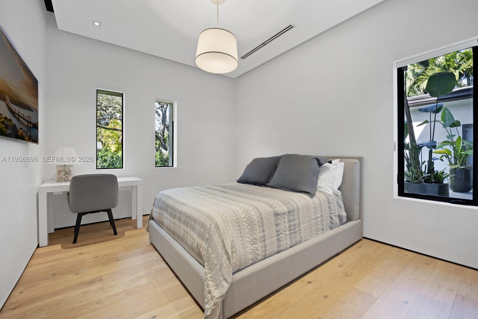 4315 Anderson Rd Coral Gables, FL 33146