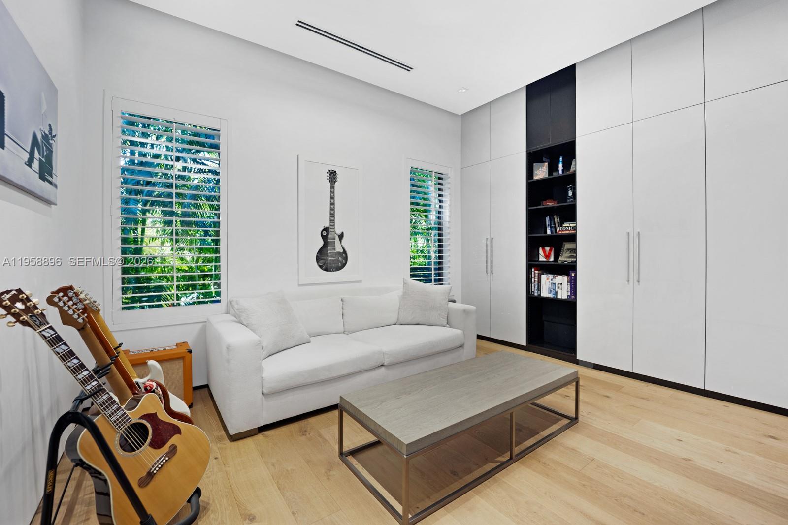 4315 Anderson Rd Coral Gables, FL 33146