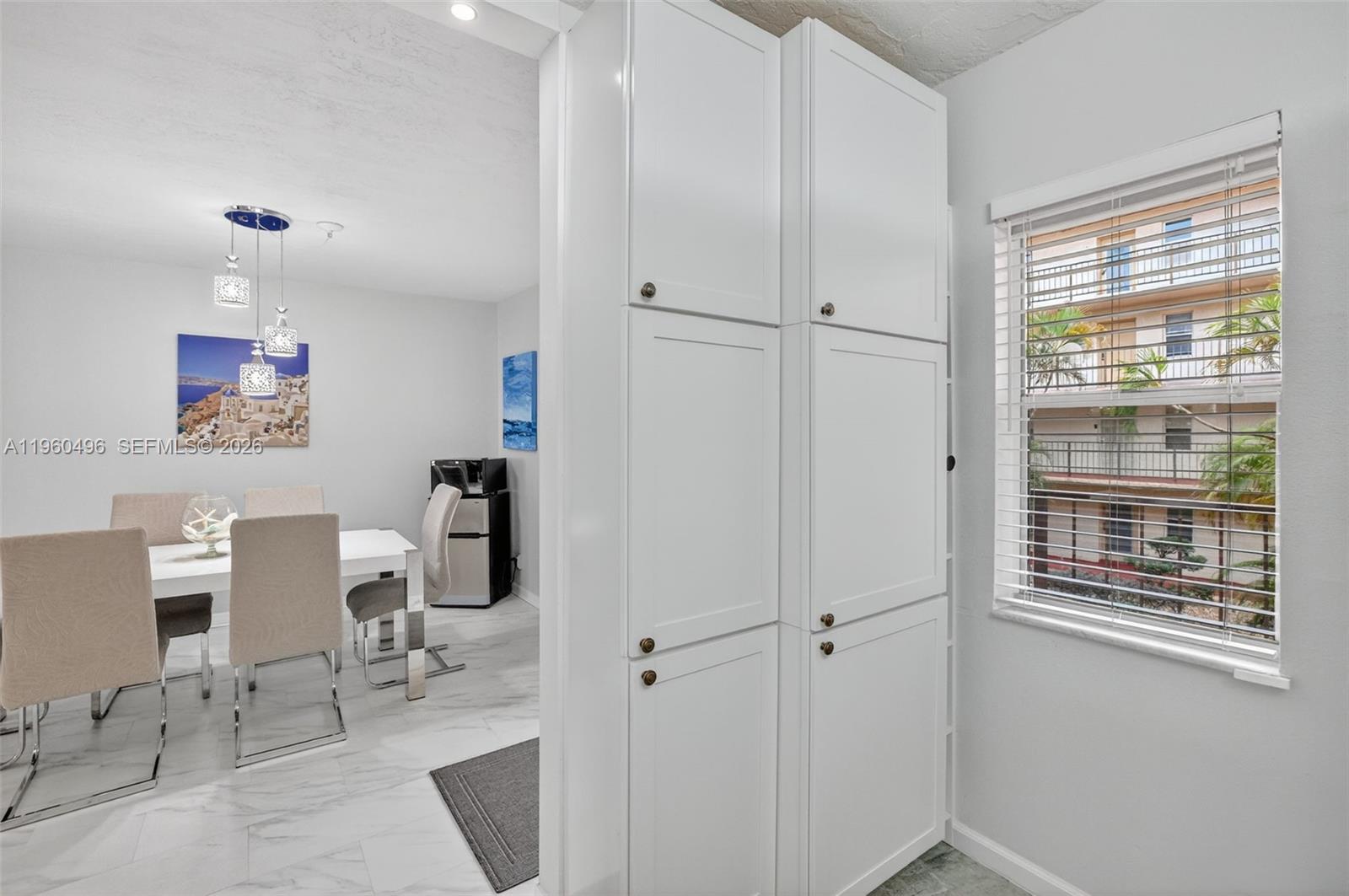 2801 Somerset Dr #205 Lauderdale Lakes, FL 33311