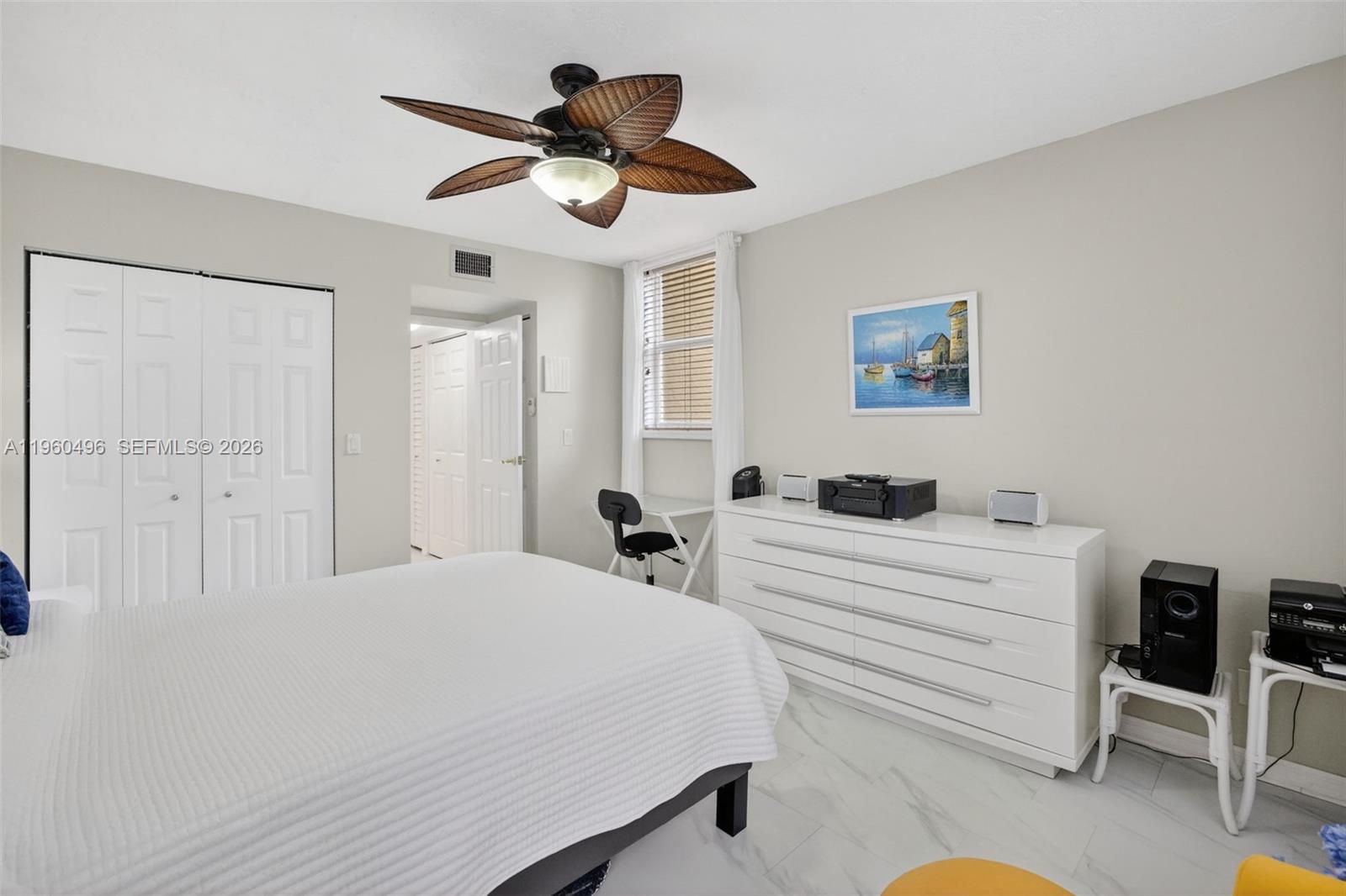 2801 Somerset Dr #205 Lauderdale Lakes, FL 33311