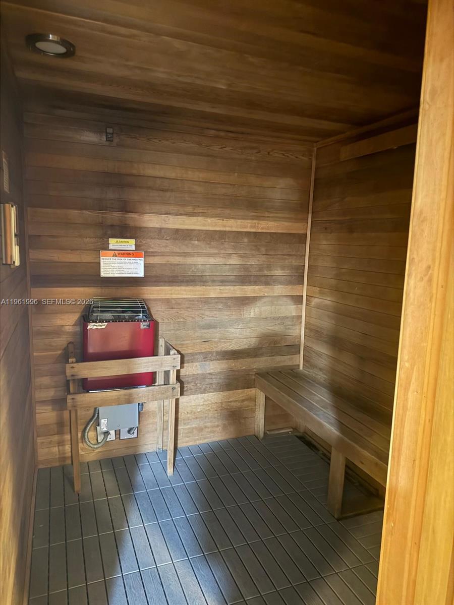 image Infinity at Brickell40