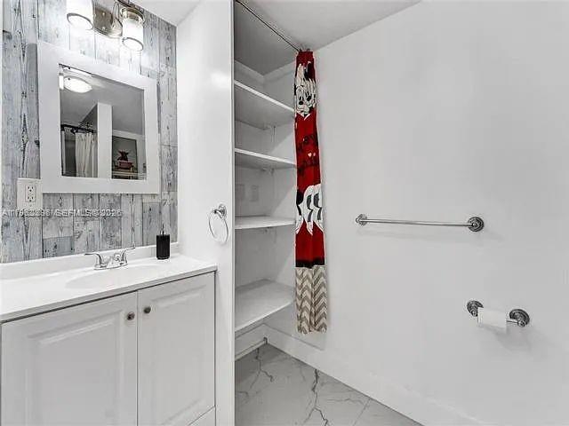 2730 NE 16th Ave Pompano Beach, FL 33064