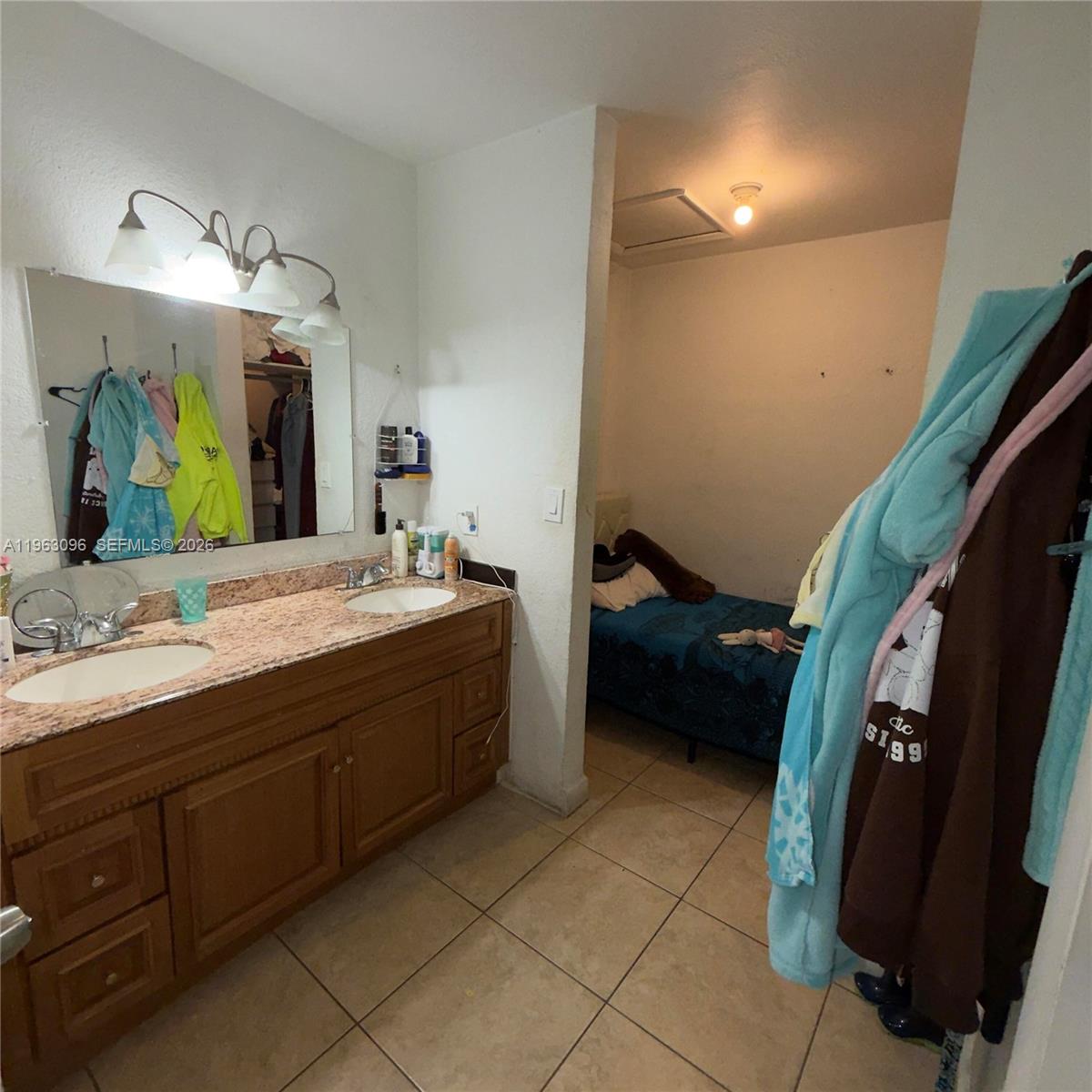 3050 NW 26th St Miami, FL 33142