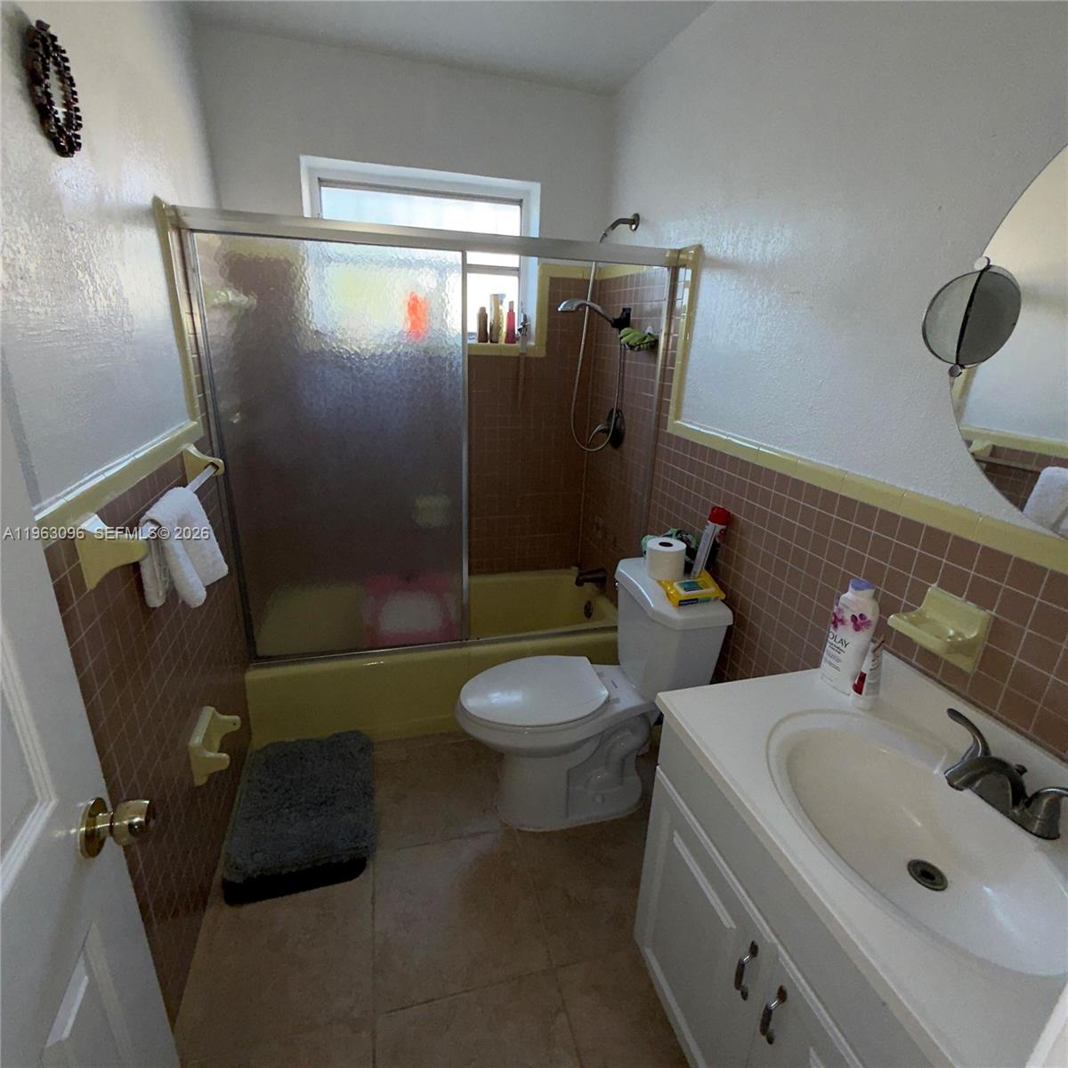 3050 NW 26th St Miami, FL 33142