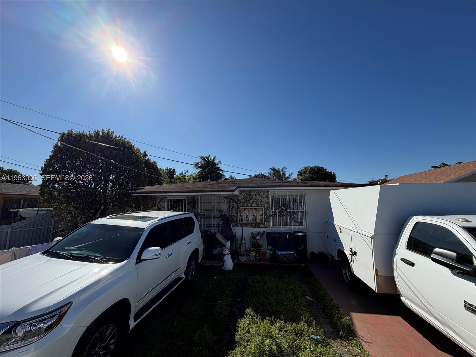 3050 NW 26th St Miami, FL 33142