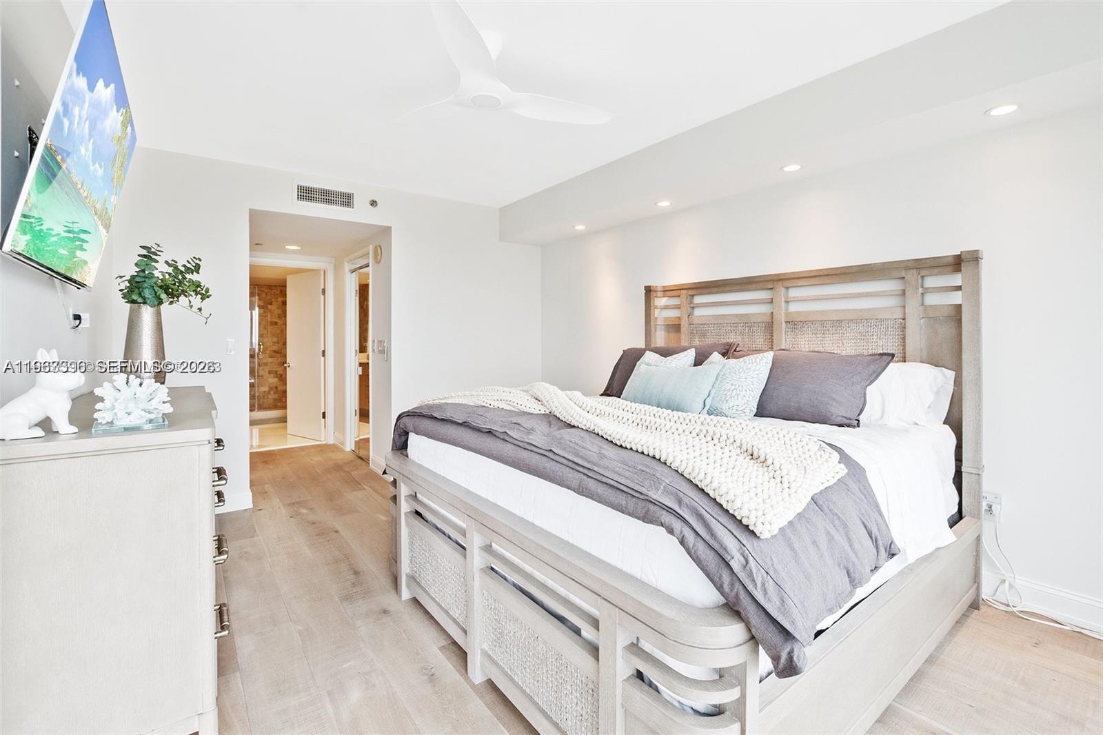 1800 S Ocean Dr #3608 Hallandale Beach, FL 33009