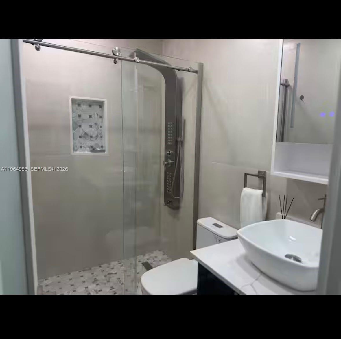 508 De Leon Dr Miami Springs, FL 33166