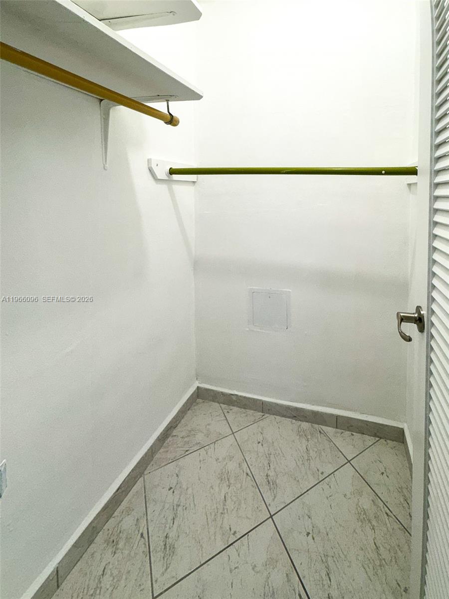 9225 Collins Ave #609 Surfside, FL 33154