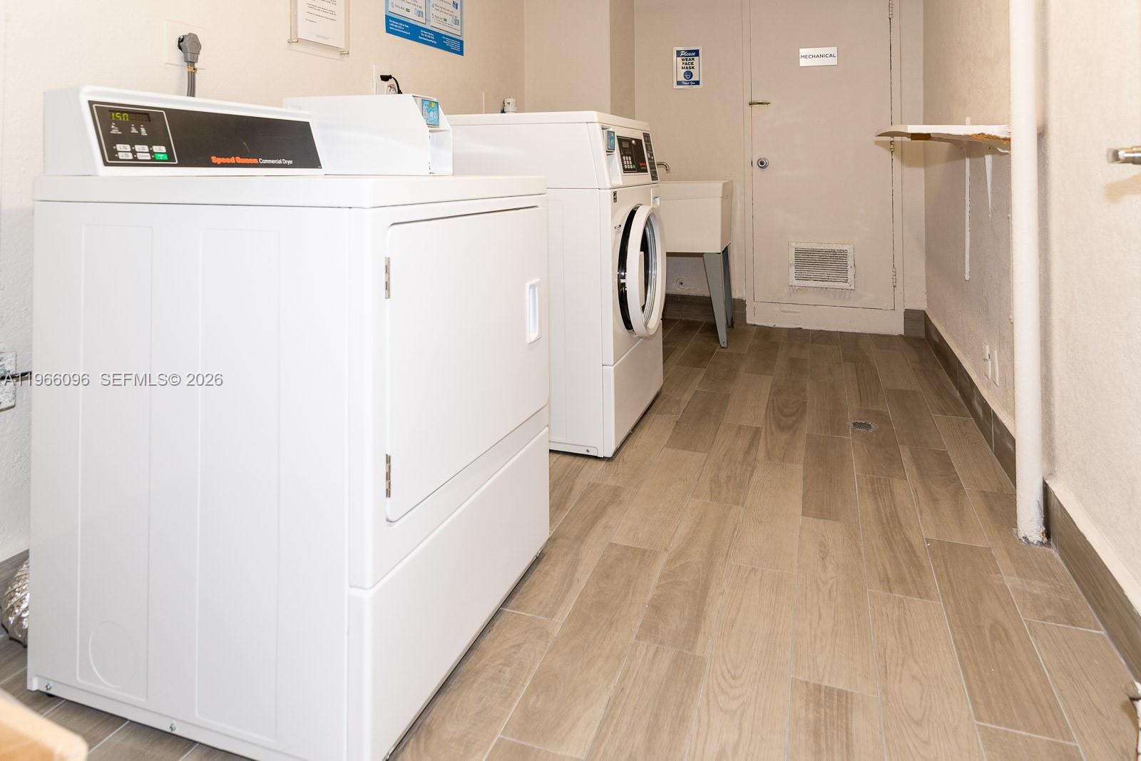 9225 Collins Ave #609 Surfside, FL 33154