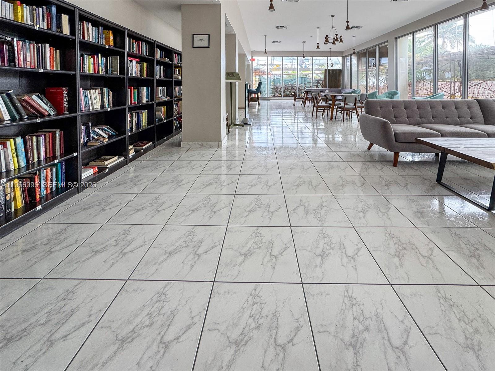 9225 Collins Ave #609 Surfside, FL 33154