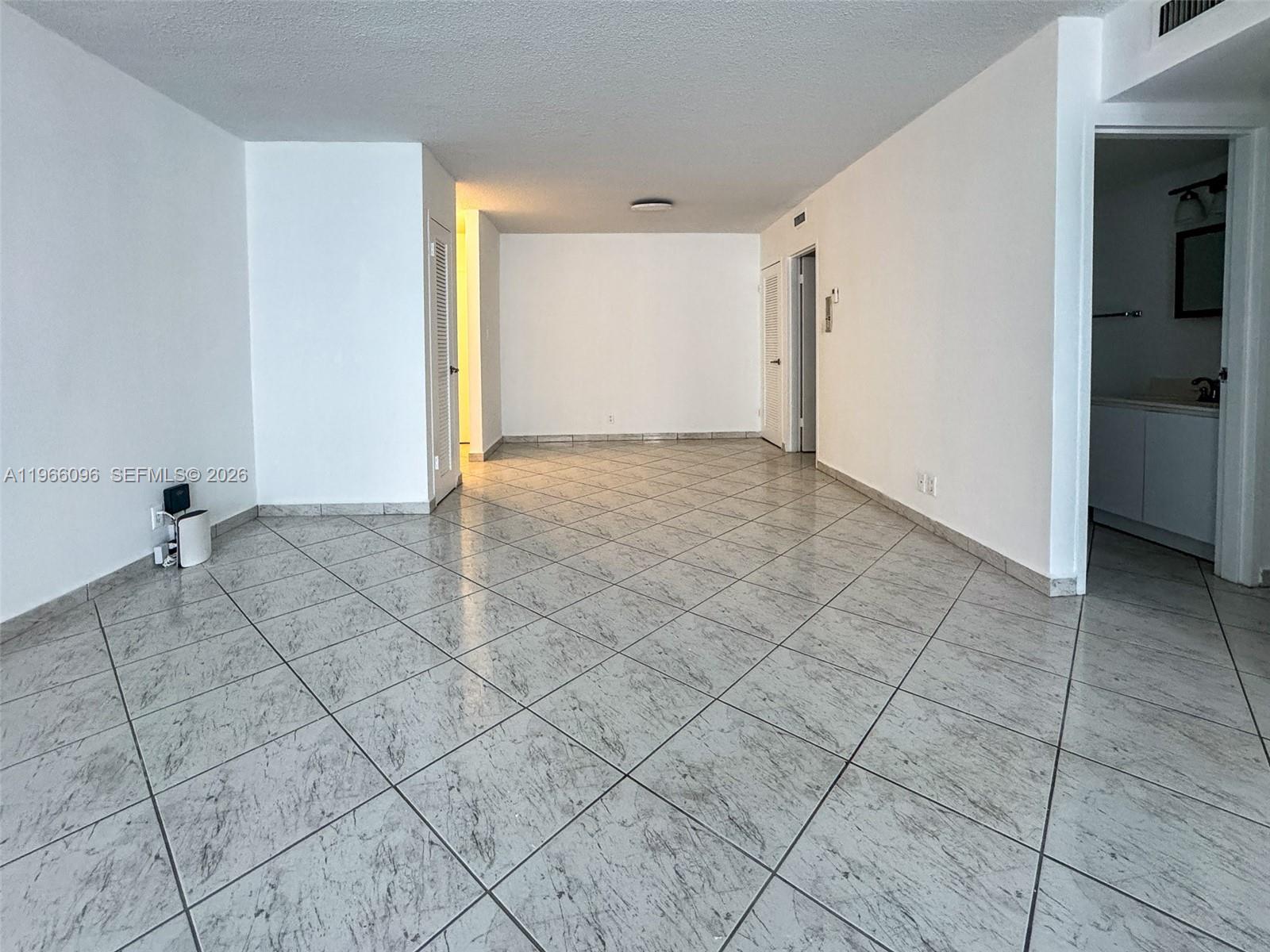 9225 Collins Ave #609 Surfside, FL 33154