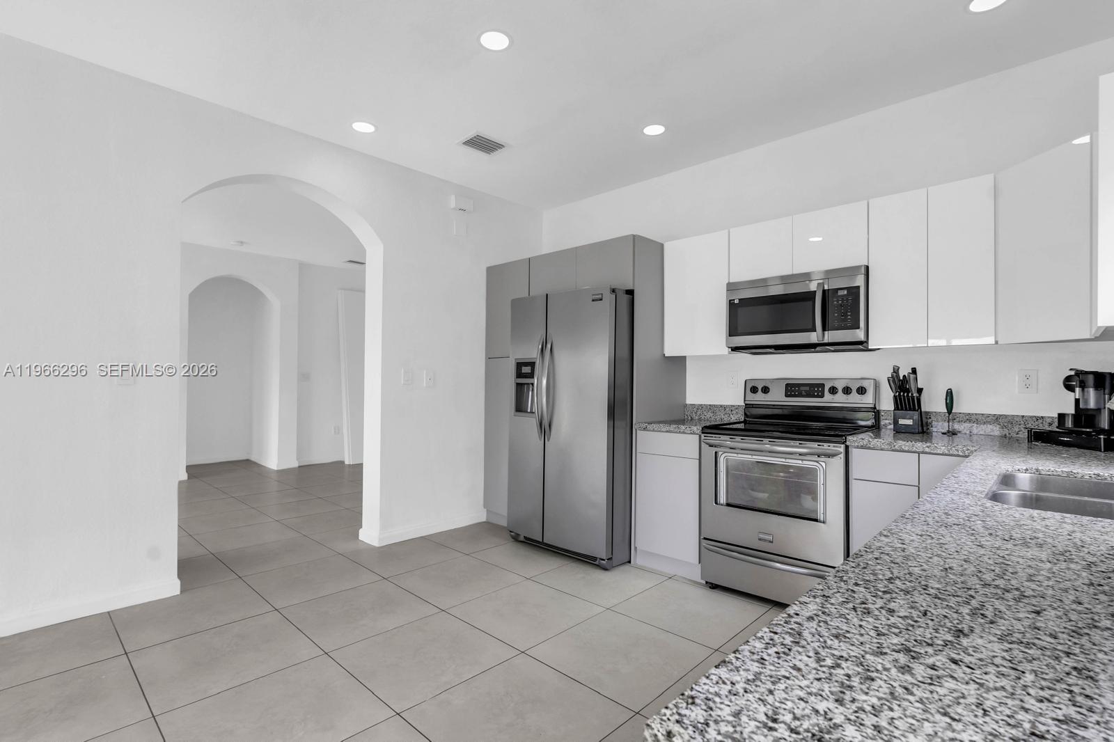 22572 SW 103rd Ct Cutler Bay, FL 33190