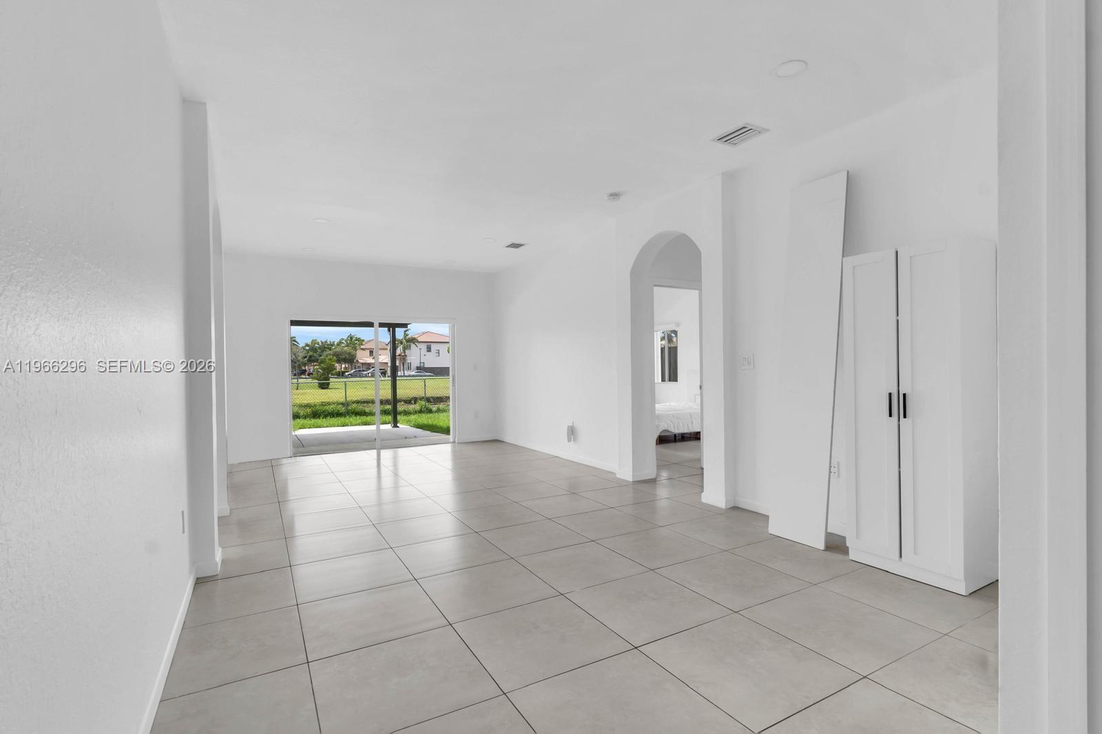 22572 SW 103rd Ct Cutler Bay, FL 33190