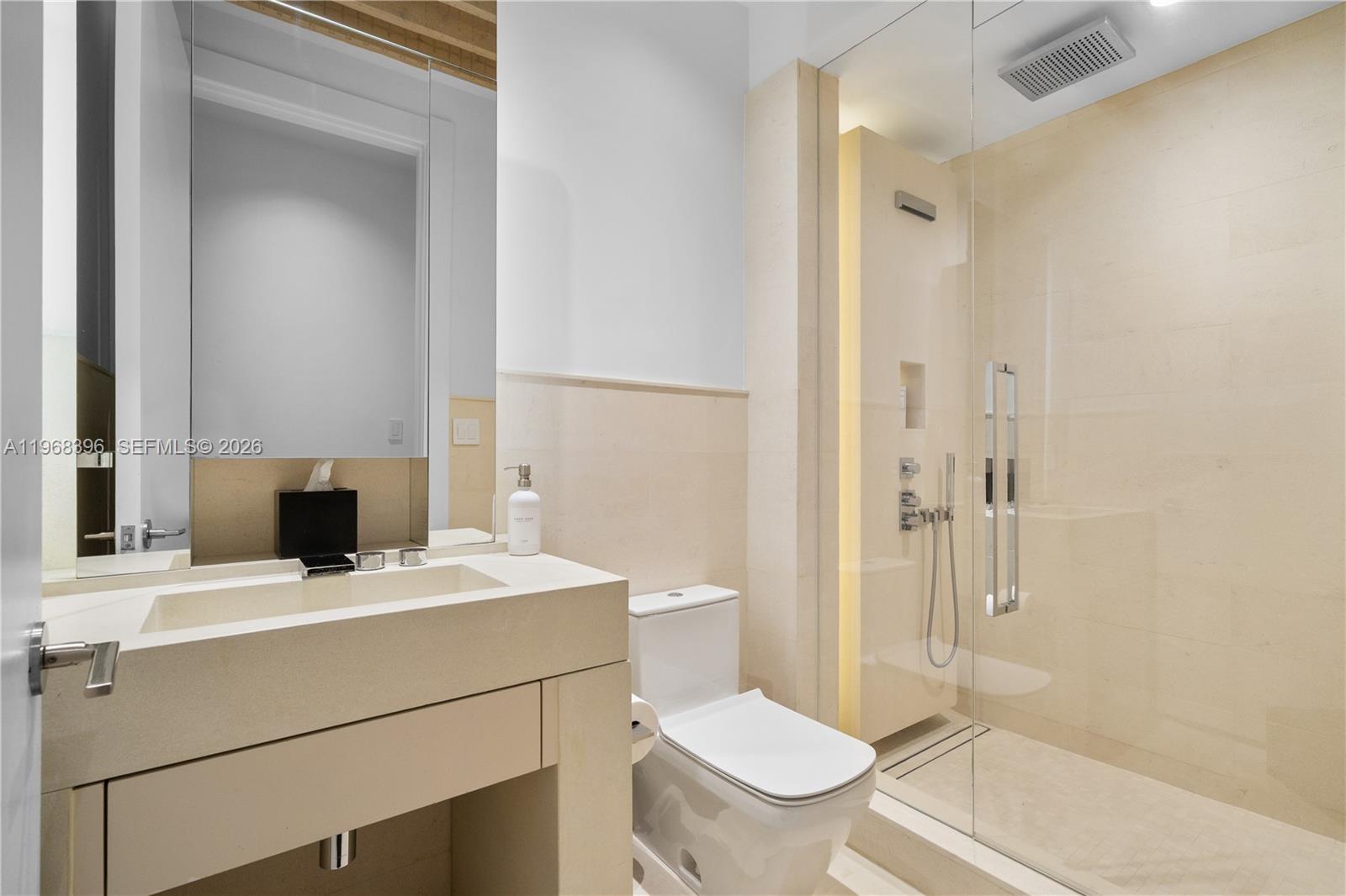 image 1 Hotel & Homes South Beach34