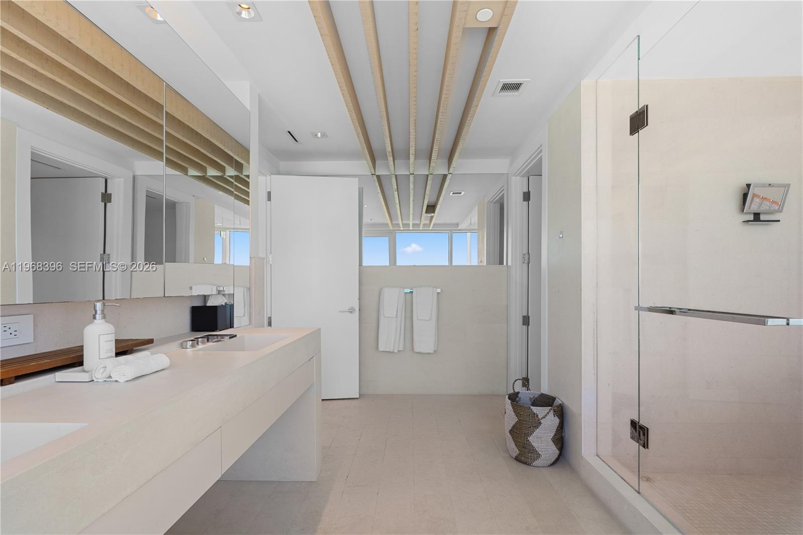 image 1 Hotel & Homes South Beach48