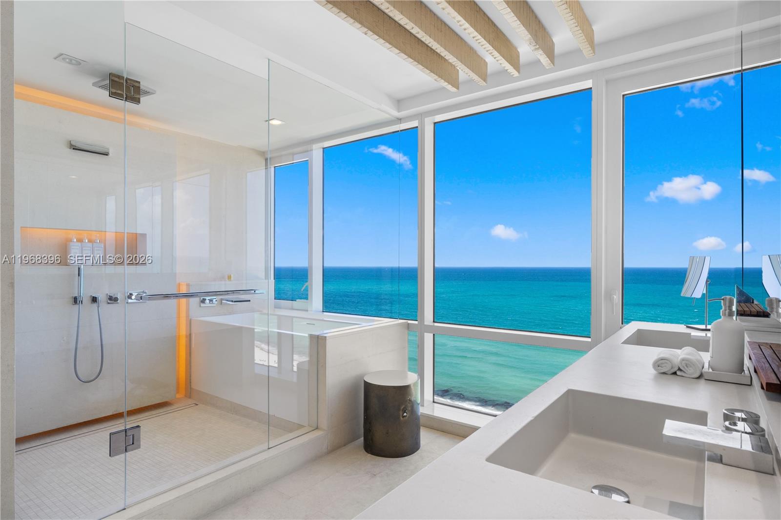 image 1 Hotel & Homes South Beach49