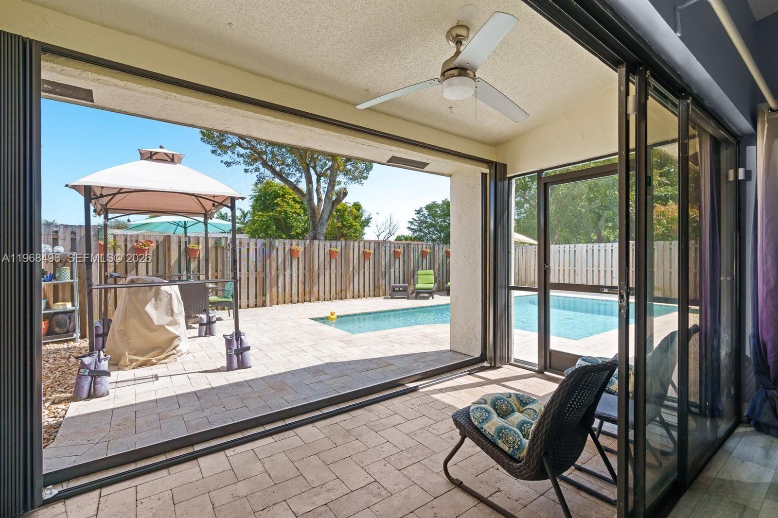 2900 NW 69th Ct Fort Lauderdale, FL 33309