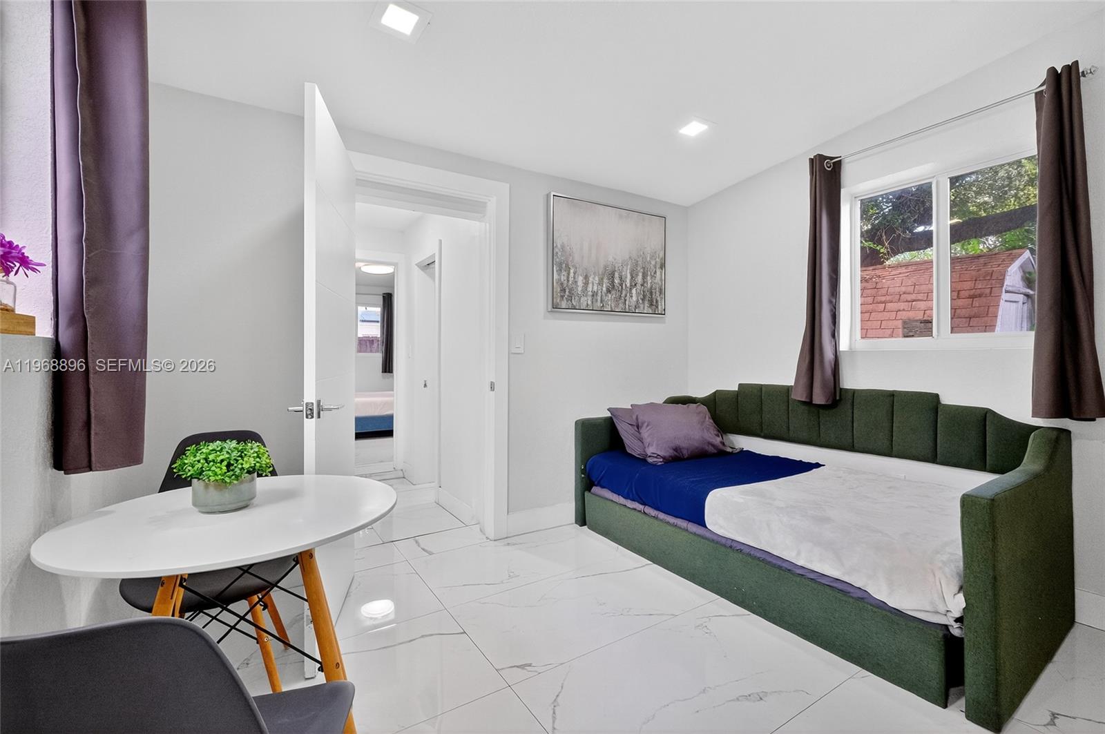 231 NW 44th St Miami, FL 33127