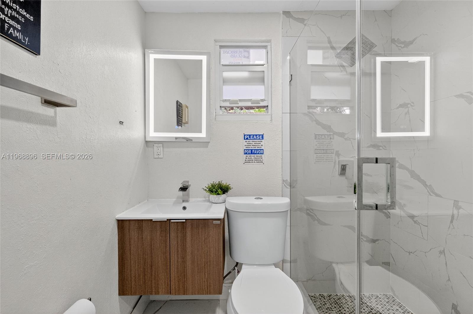 231 NW 44th St Miami, FL 33127