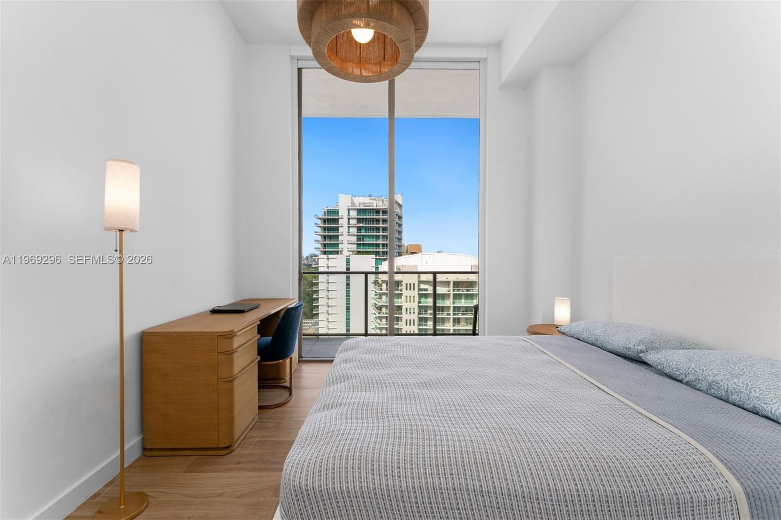 2655 S Bayshore Dr #LPH 2012 Miami, FL 33133