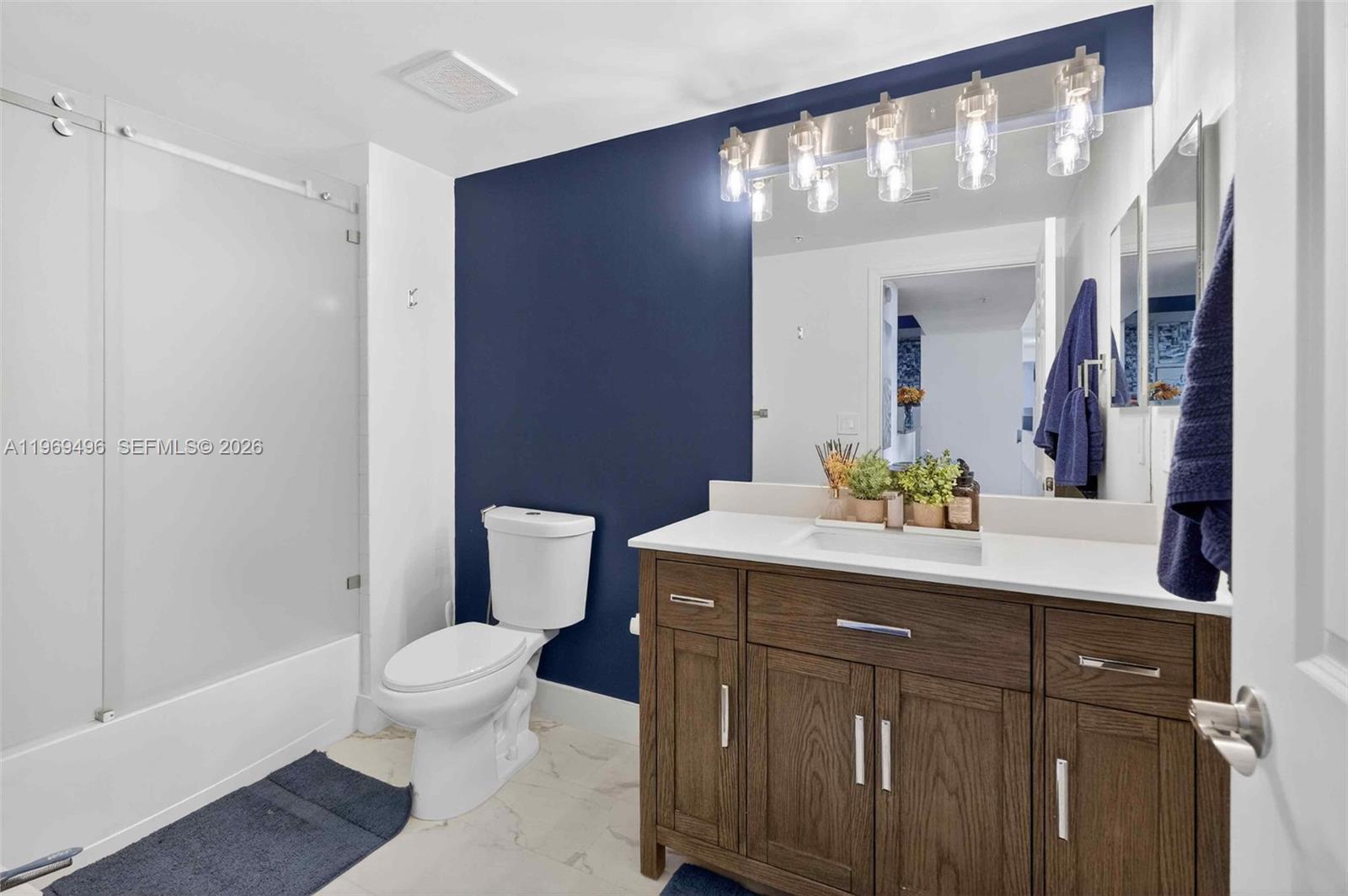 888 S Douglas Rd #1204 Coral Gables, FL 33134