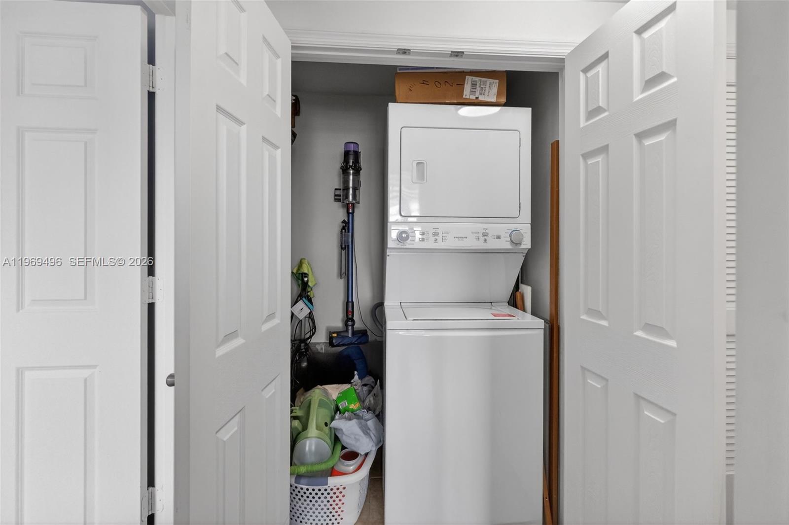 888 S Douglas Rd #1204 Coral Gables, FL 33134