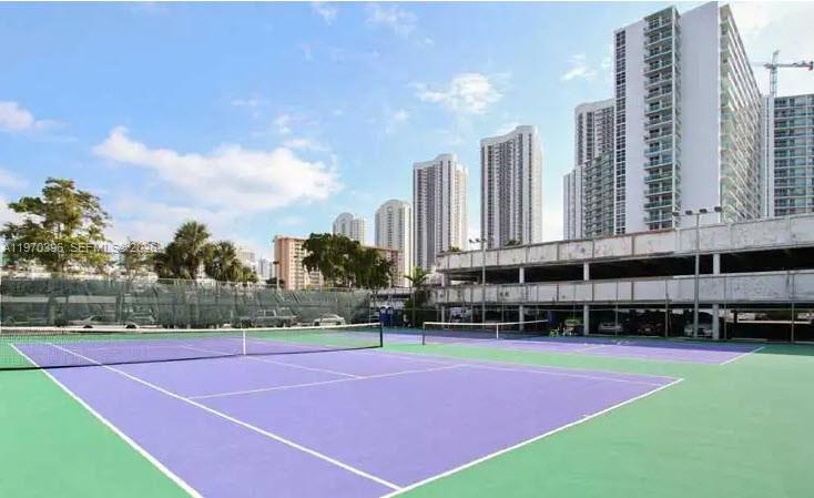 image Arlen House Condo19