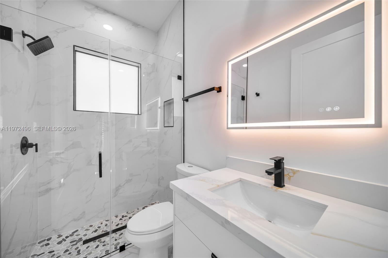 1238 E Celtic St Lehigh Acres, FL 33974