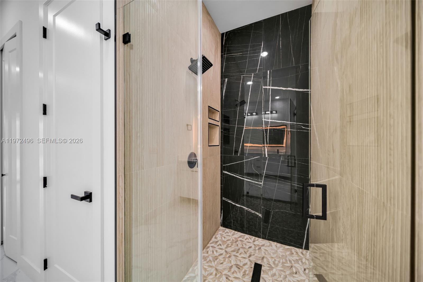 1238 E Celtic St Lehigh Acres, FL 33974