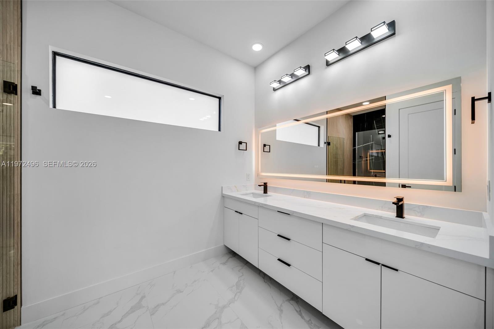 1238 E Celtic St Lehigh Acres, FL 33974