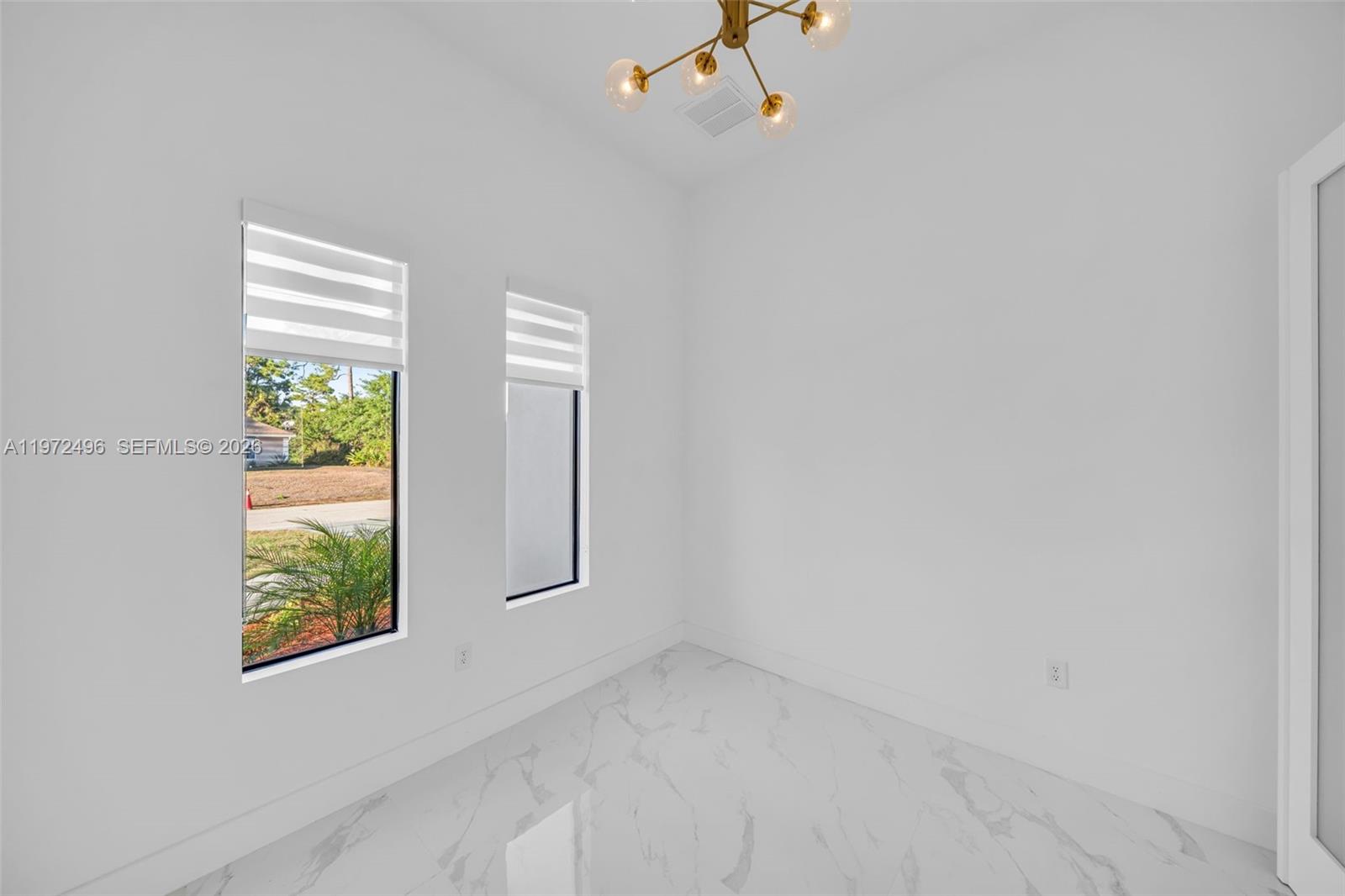 1238 E Celtic St Lehigh Acres, FL 33974