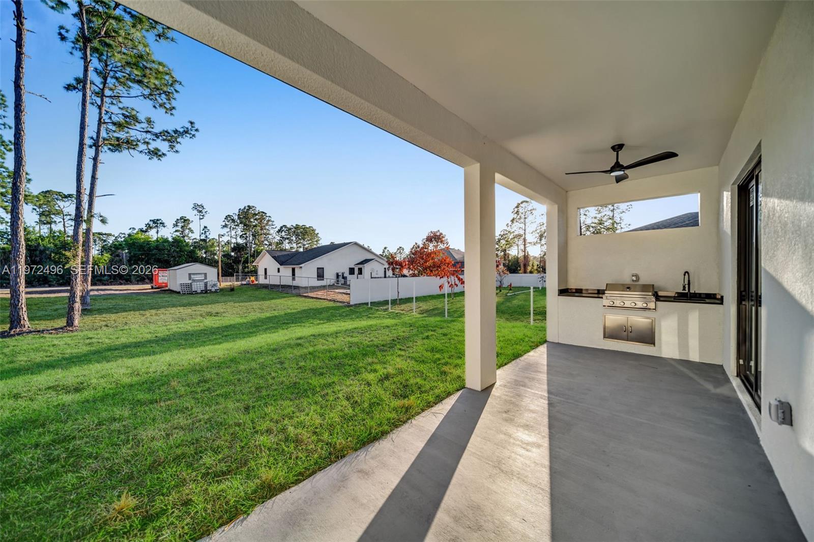 1238 E Celtic St Lehigh Acres, FL 33974