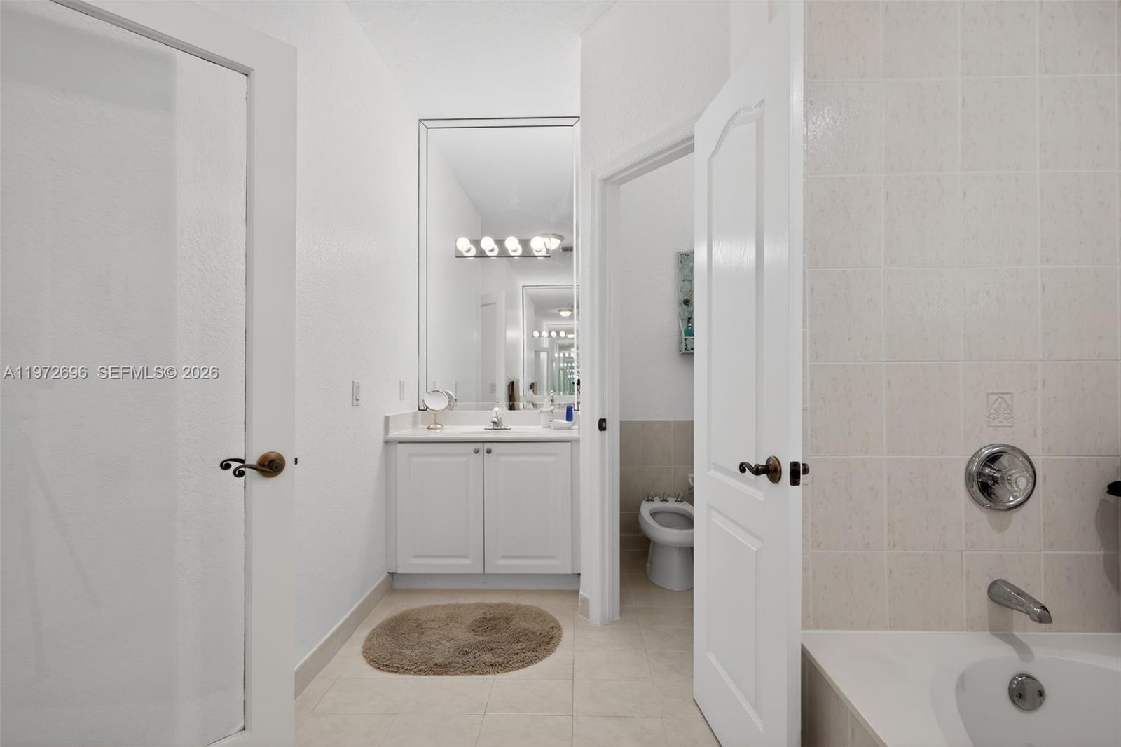 16613 NW 77th Path Miami Lakes, FL 33016