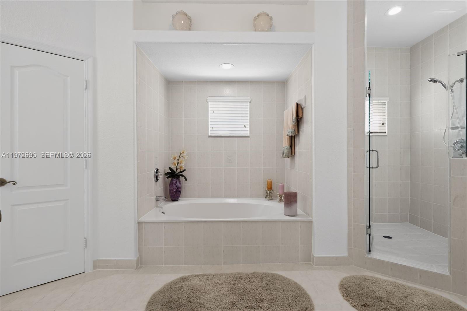 16613 NW 77th Path Miami Lakes, FL 33016