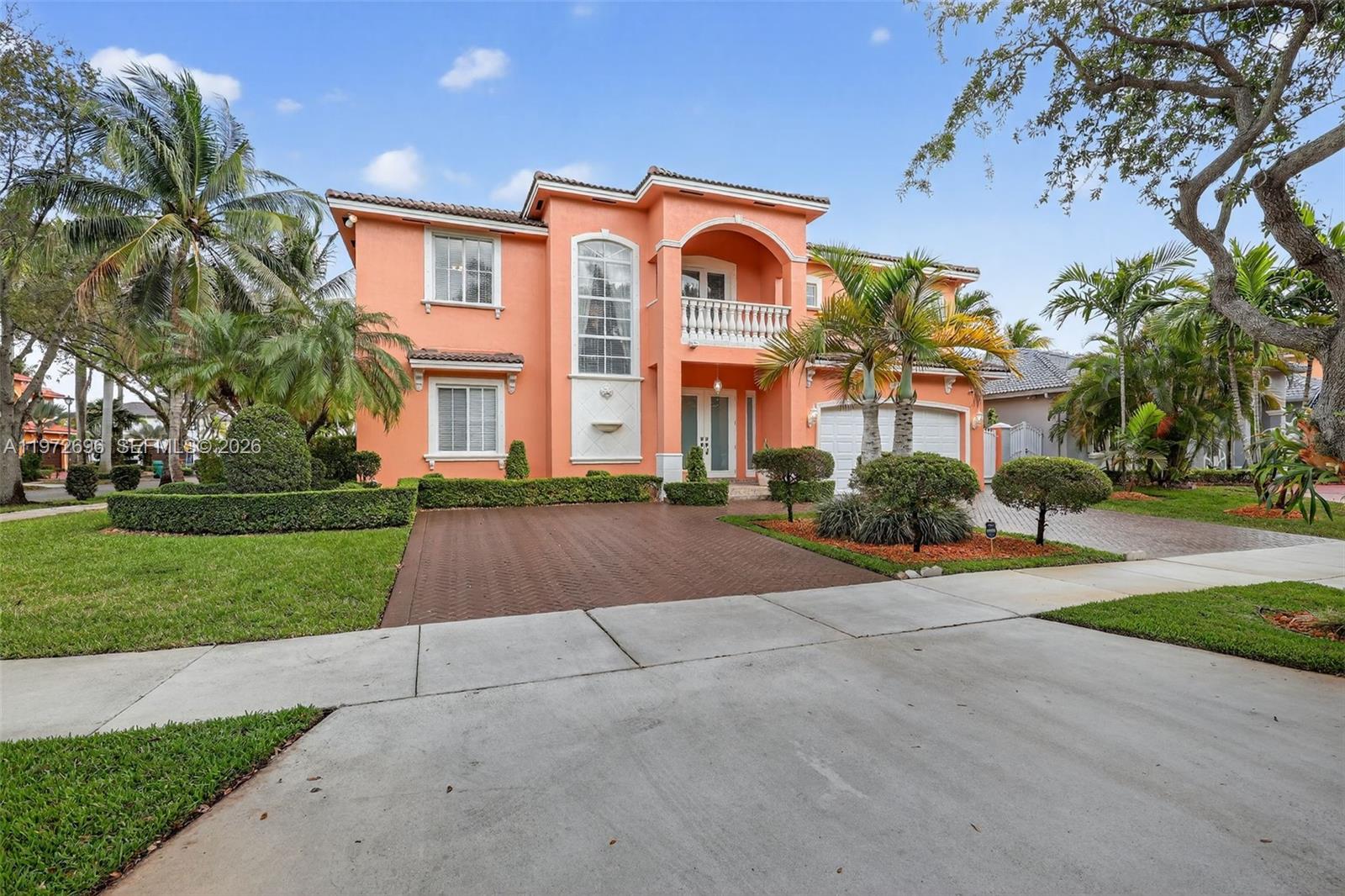 16613 NW 77th Path Miami Lakes, FL 33016