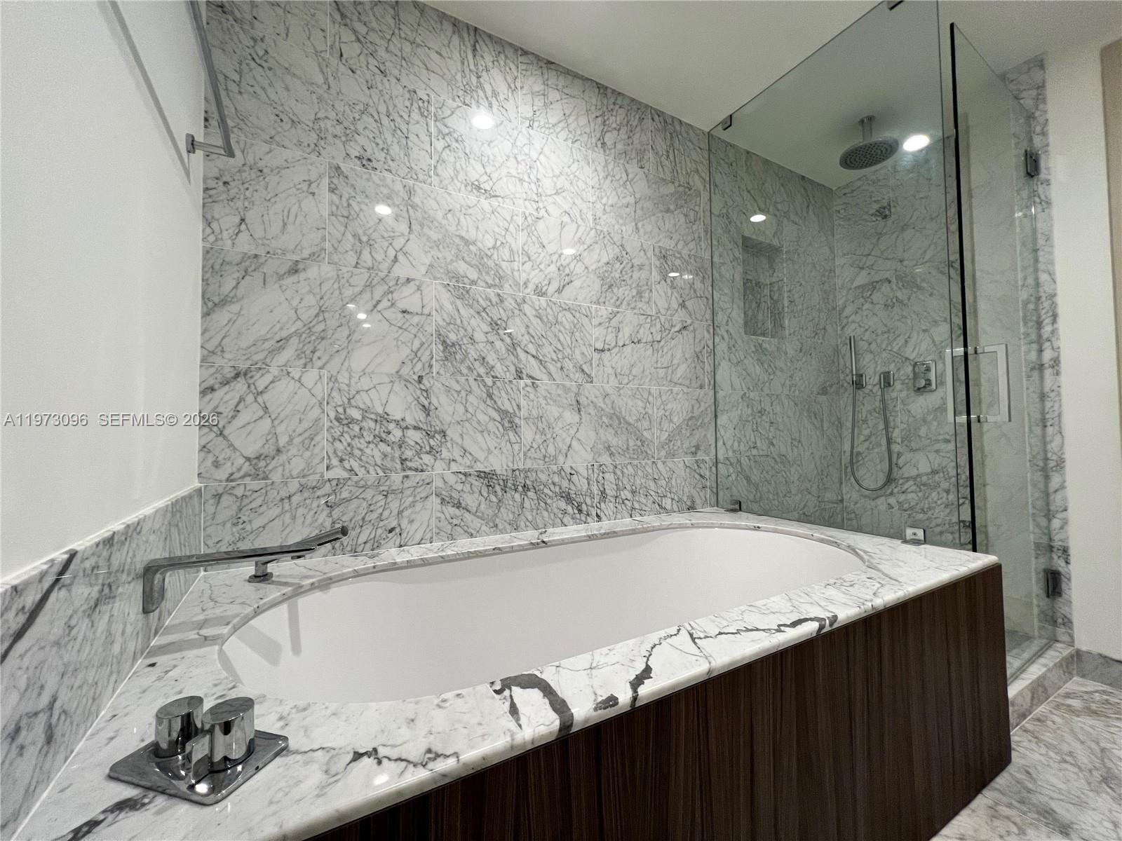 image Brickell Flatiron12