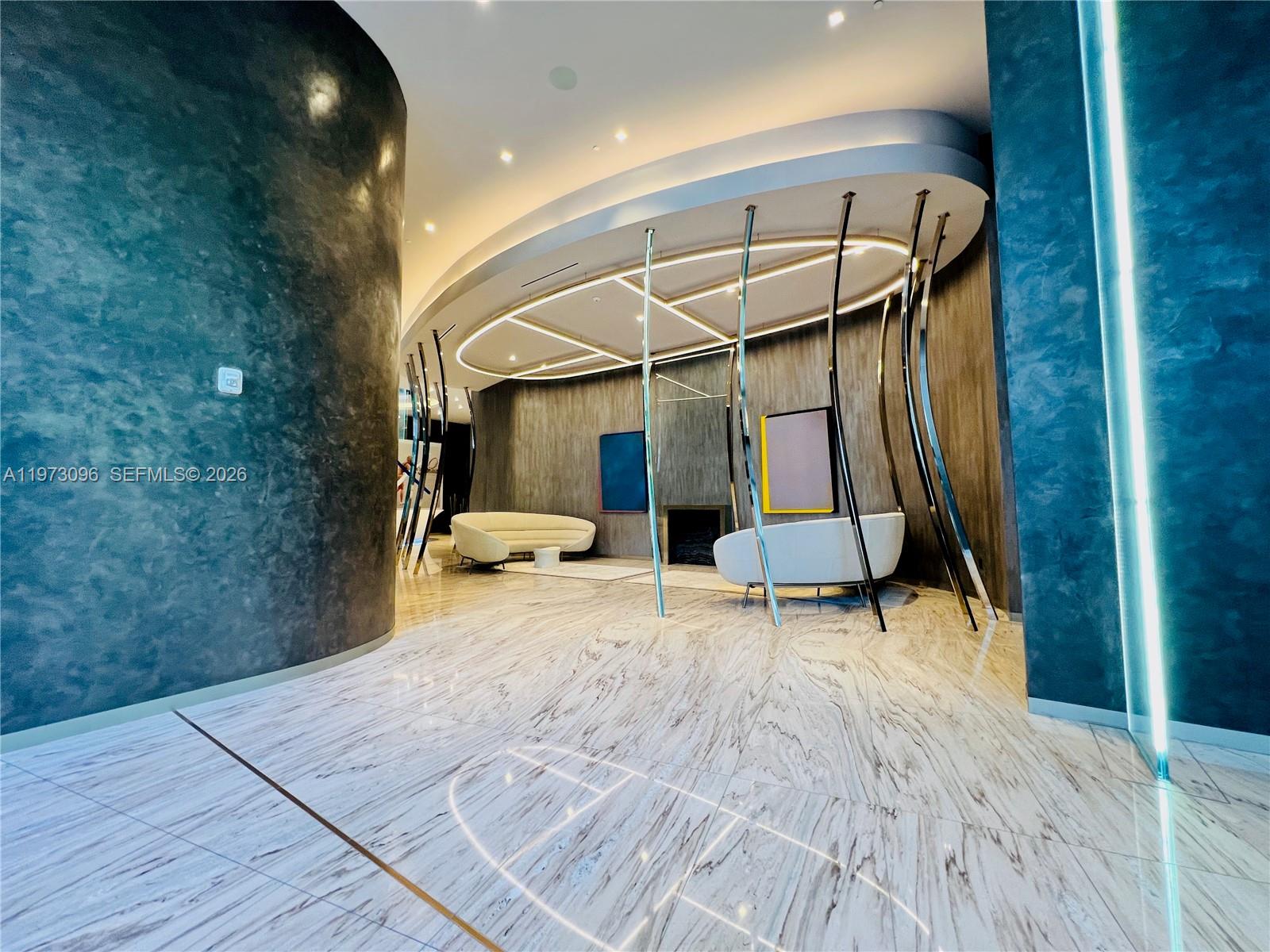 image Brickell Flatiron18