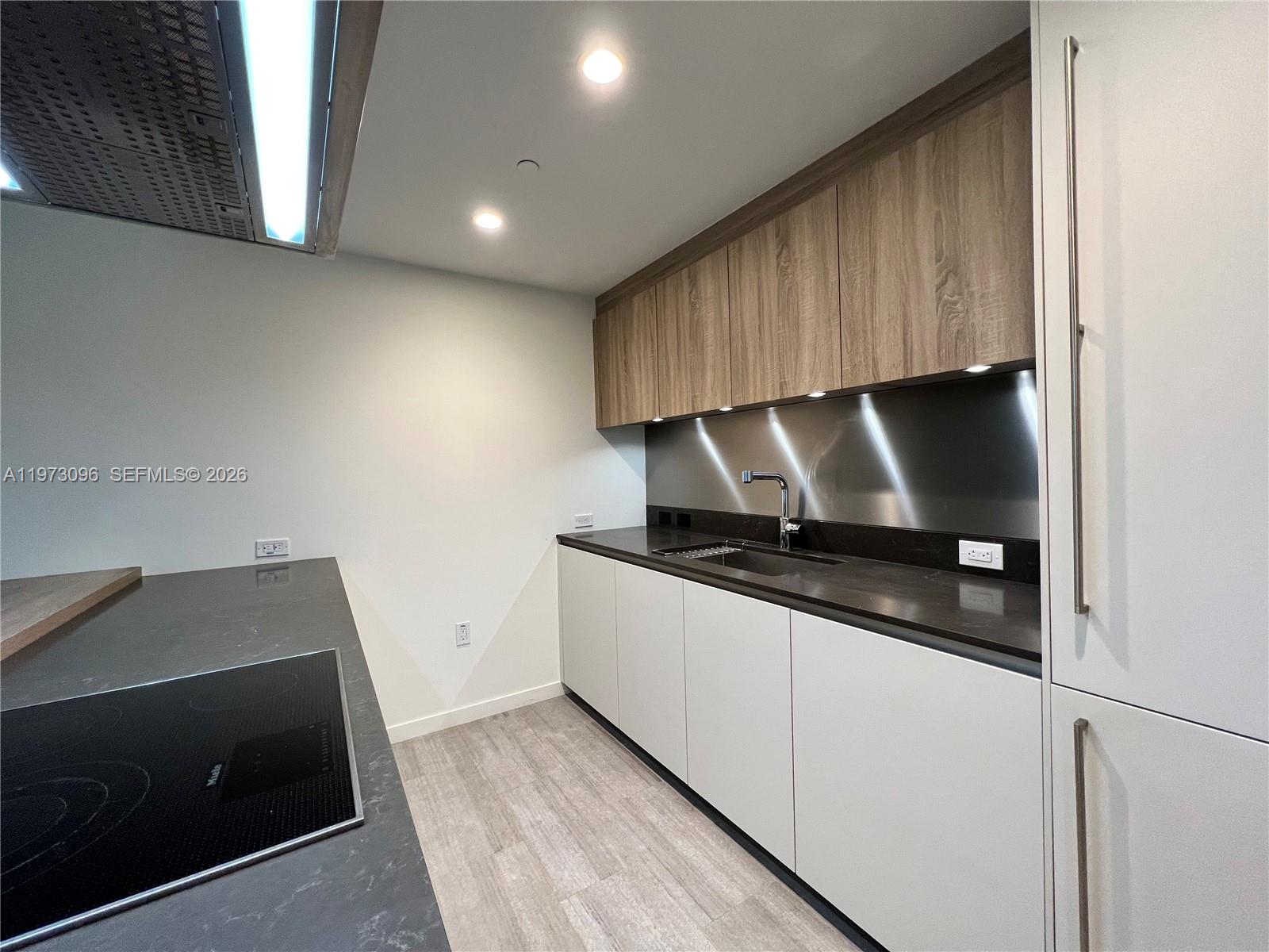 image Brickell Flatiron3