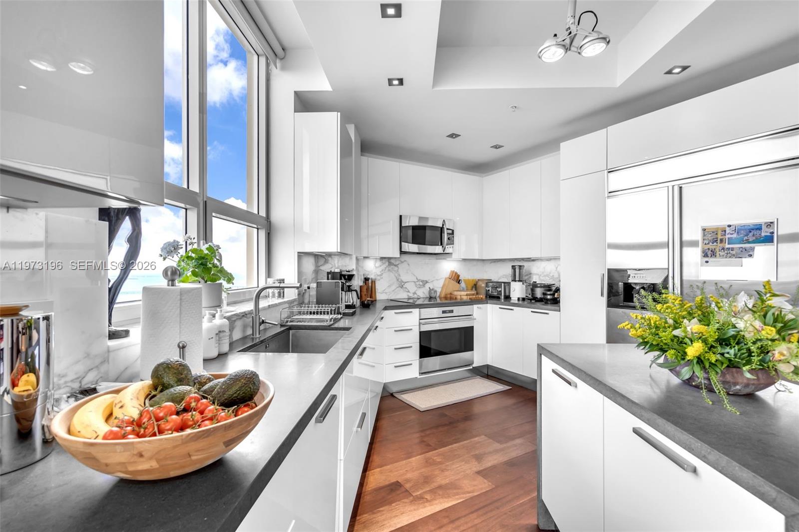 848 Brickell Key Dr #LPH4401 Miami, FL 33131