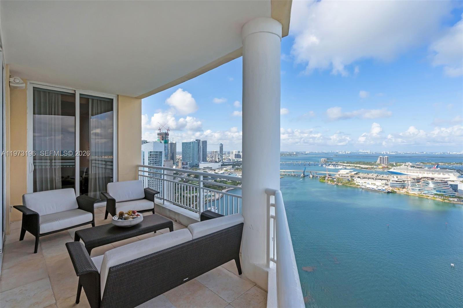 848 Brickell Key Dr #LPH4401 Miami, FL 33131